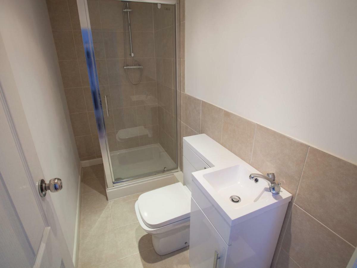 Crew Rooms Anfield Liverpool Exterior photo